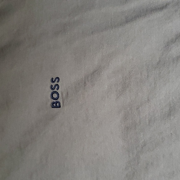 Hugo Boss Tshirt - Picture 3 of 3